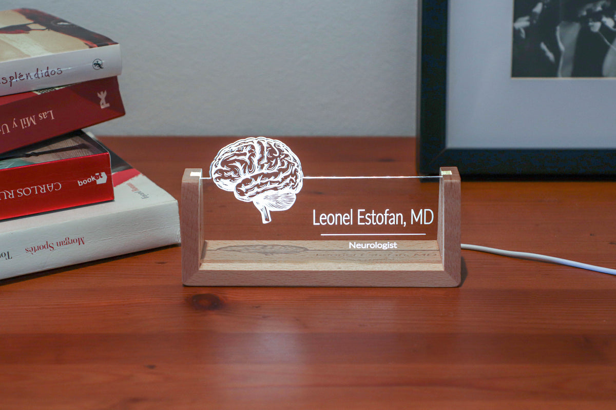 LED desk nameplate featuring a detailed brain anatomy design, illuminated in a white tone, perfect as a unique and thoughtful gift for psychologists, neurologists, or medical professionals specializing in brain health.