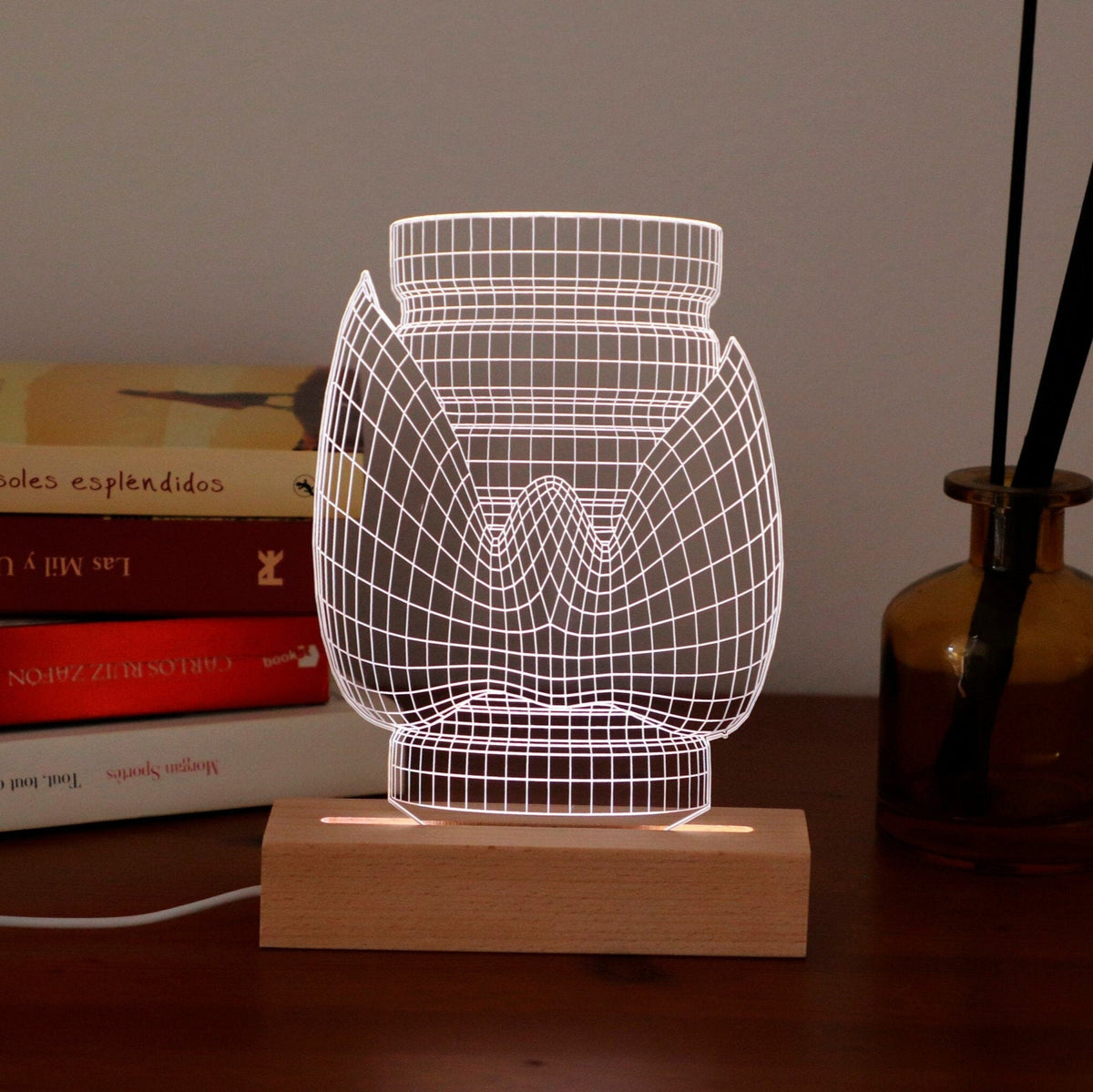 Personalized 3D illusion lamp with a glowing thyroid gland design, a thoughtful and unique gift for endocrinologists or thyroid specialists