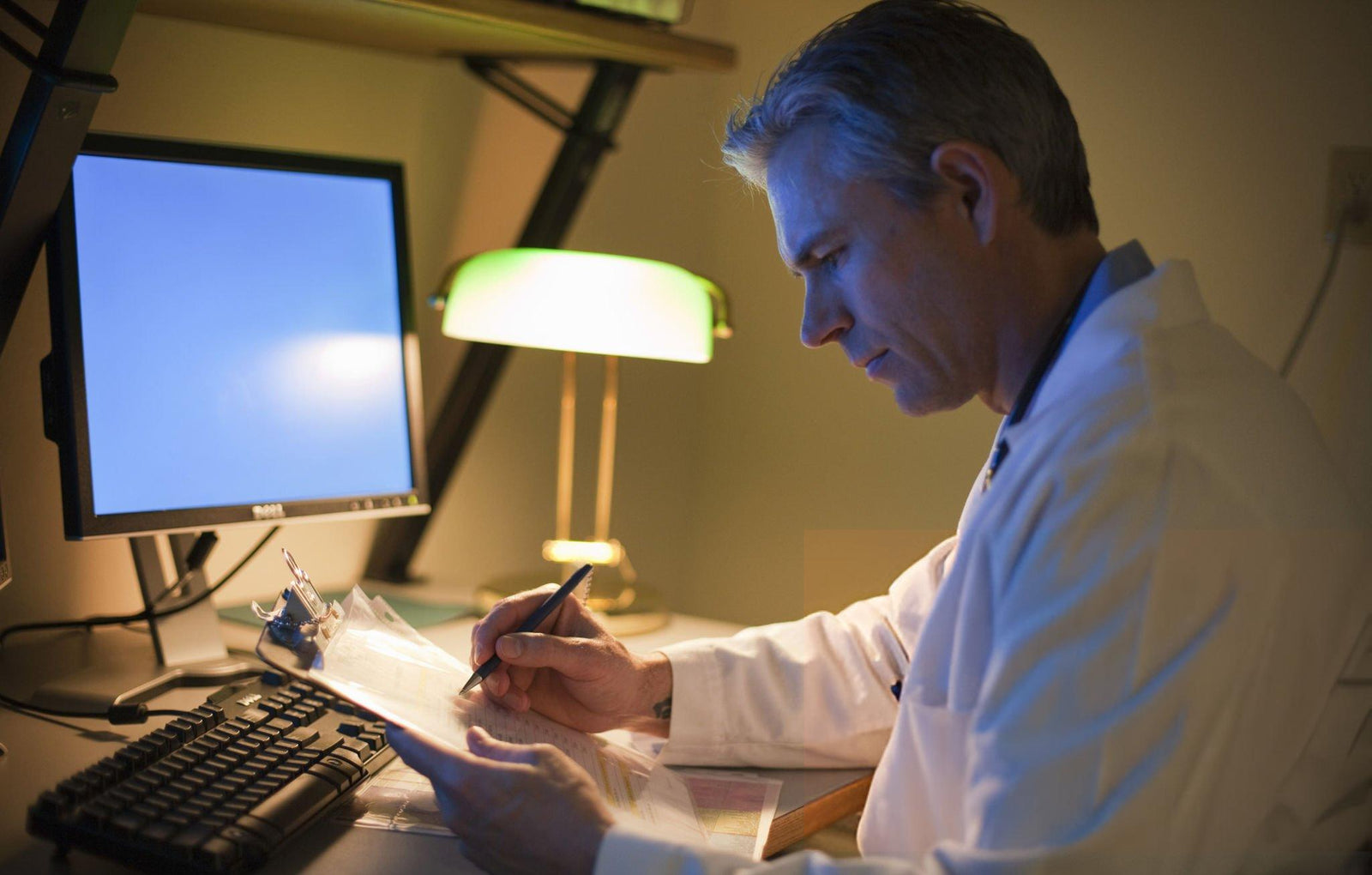LED lamp for doctor's office