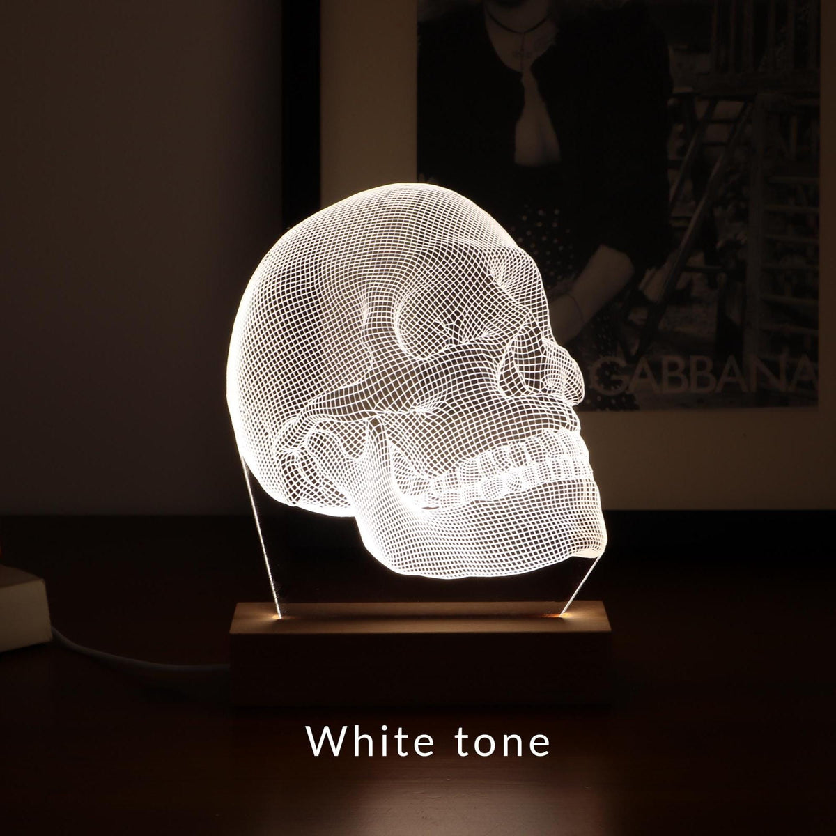 3D illusion lamp featuring a detailed human skull anatomy design, illuminated in a white tone, perfect as a unique and thoughtful gift for medical professionals, anatomists, or educators.