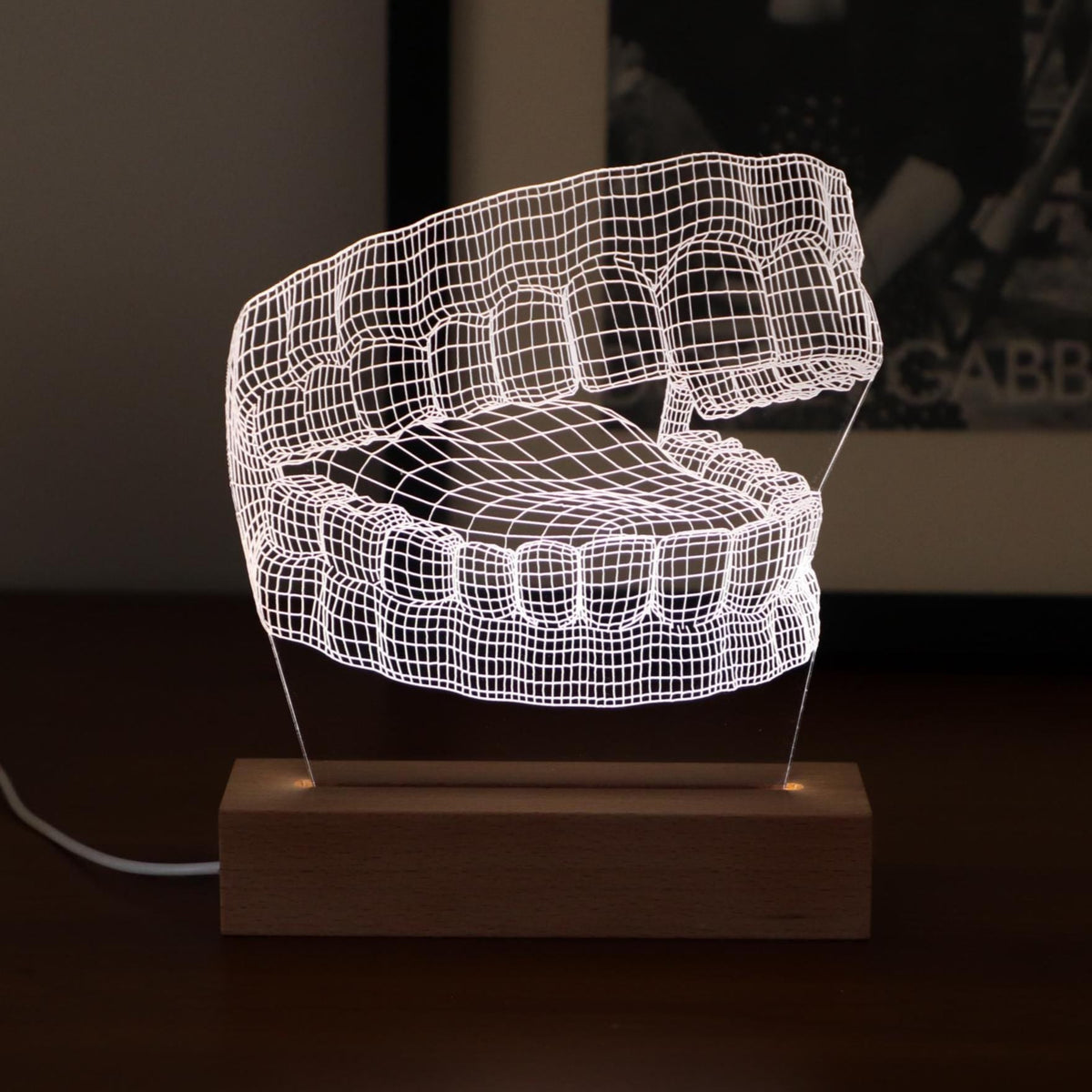 3D illusion lamp featuring a detailed human jaw anatomy design, illuminated in a white tone, perfect as a unique and thoughtful gift for dentists, orthodontists, or medical professionals specializing in oral health.